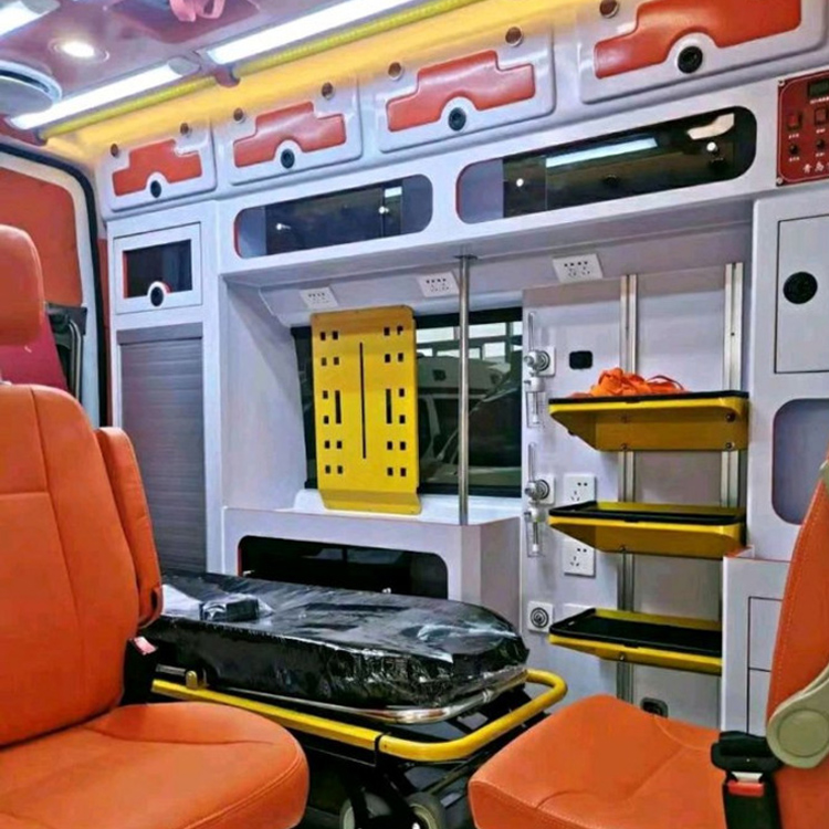 平原长途救护车护送病人租赁价格