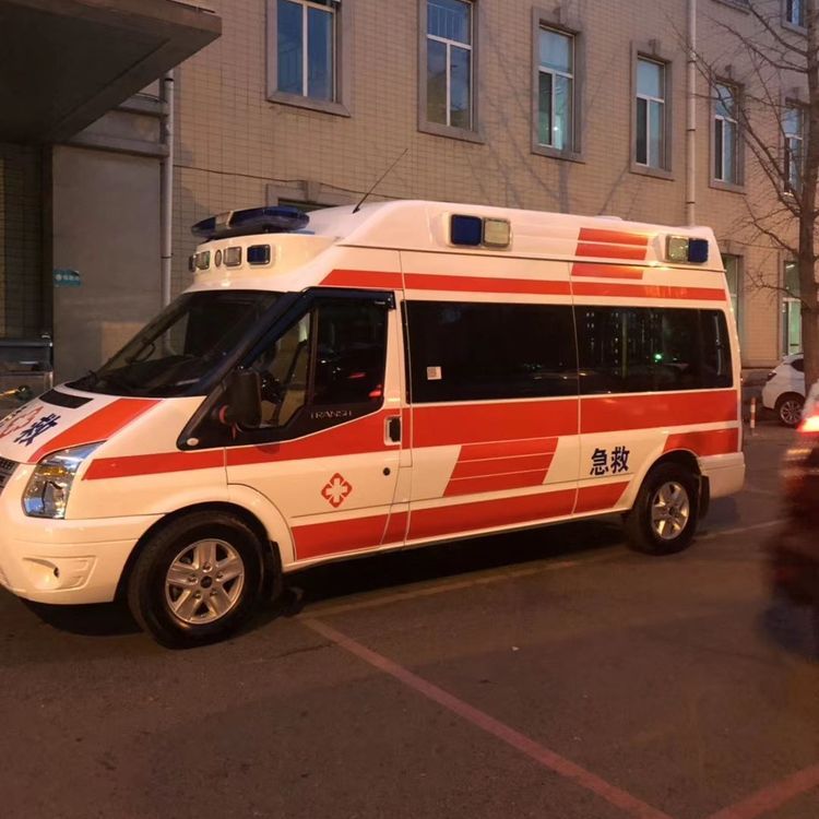 平原夜间租赁救护车护送病人转院：安全转运的 8 大核心注意事项
